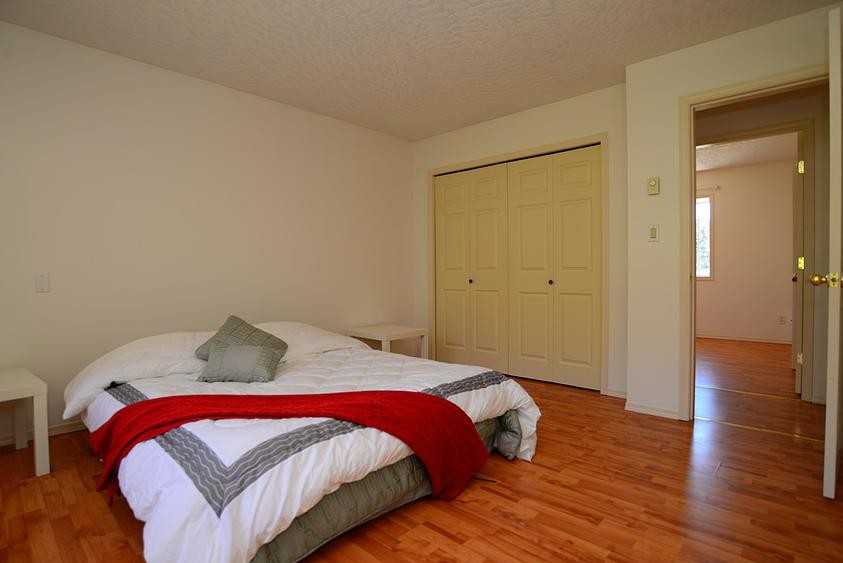 877 Admirals Road #3 - Photo 3 of 8