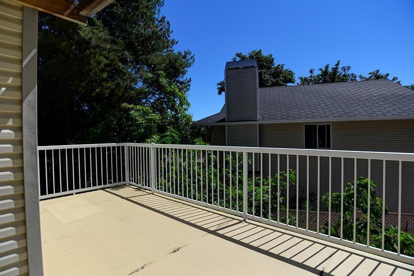 877 Admirals Road #3 - Photo 5 of 8