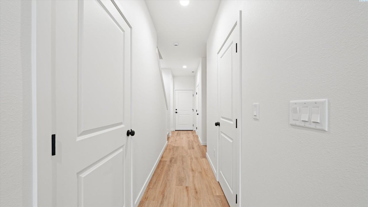 3555 W 6th Pl - Photo 5 of 30