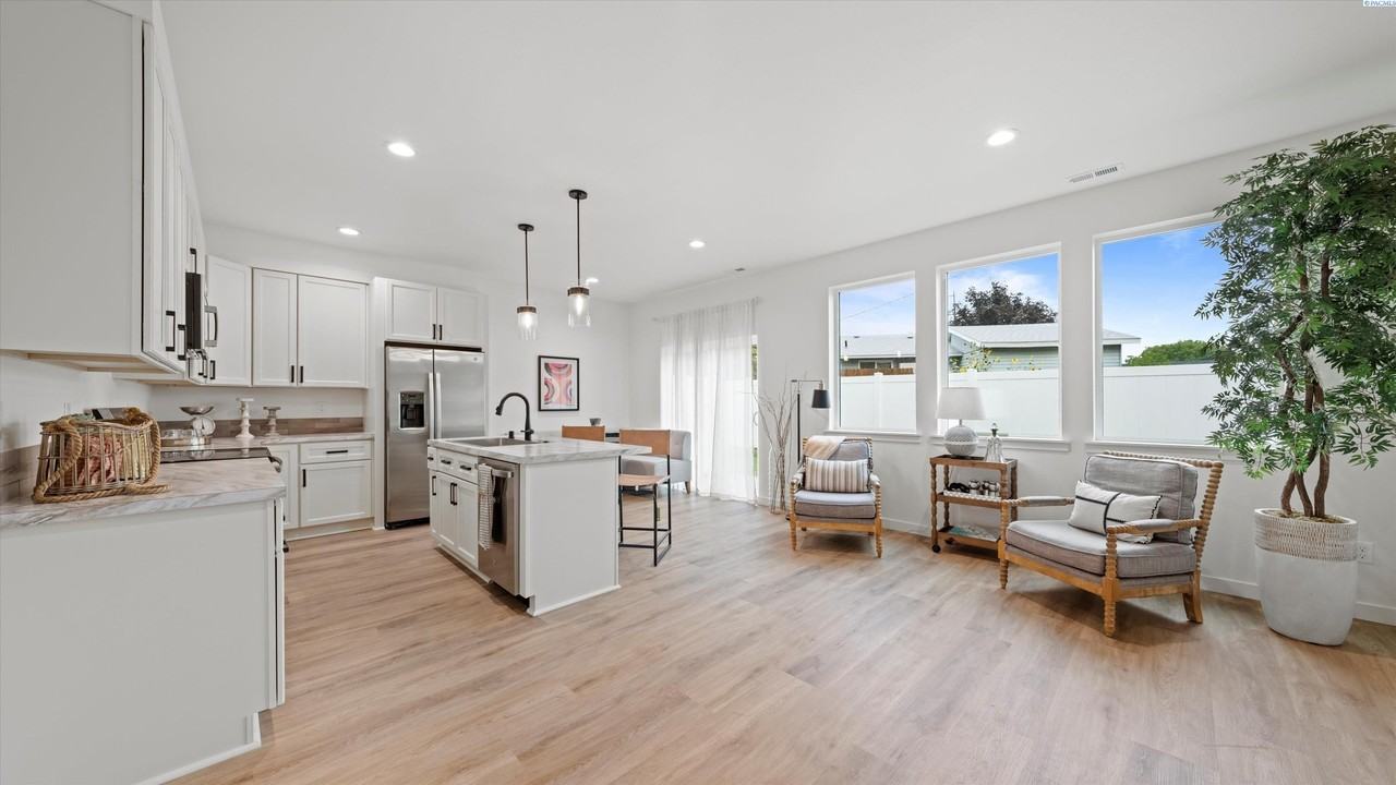 3555 W 6th Pl - Photo 7 of 30