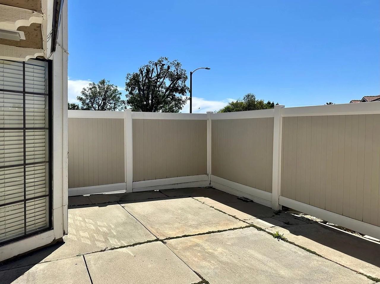 130 Albert Street - Photo 5 of 24