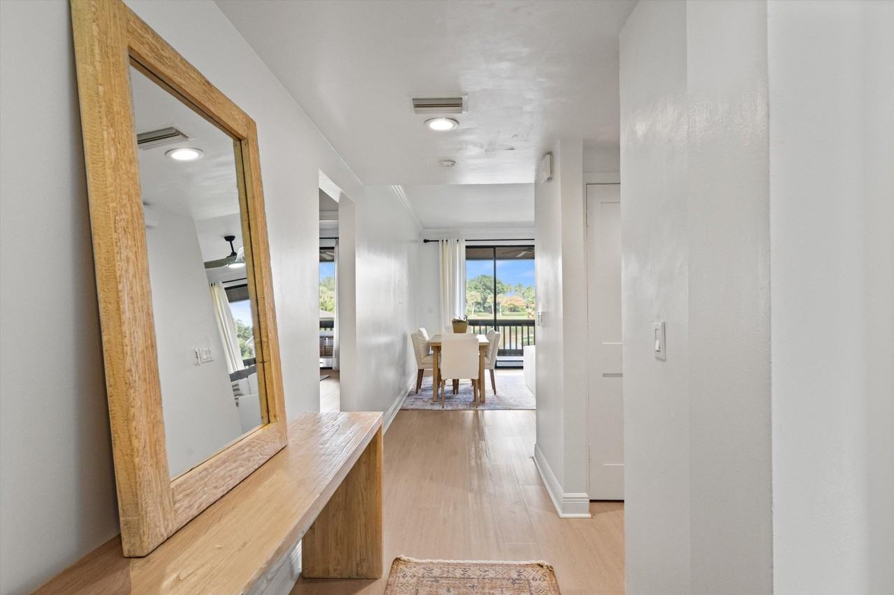 11842 Pebblewood Dr #202 - Photo 6 of 18