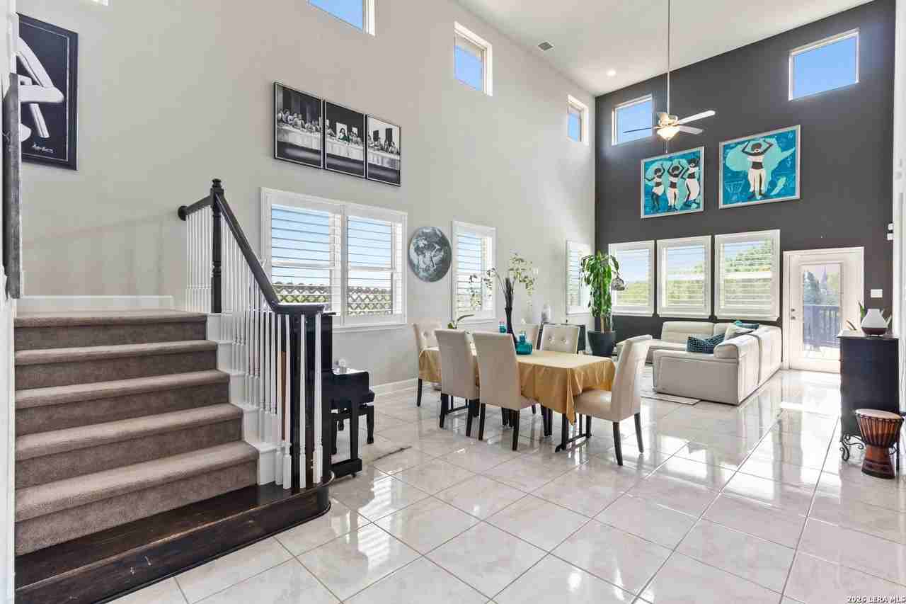 2838 Cliff Cyn - Photo 6 of 26