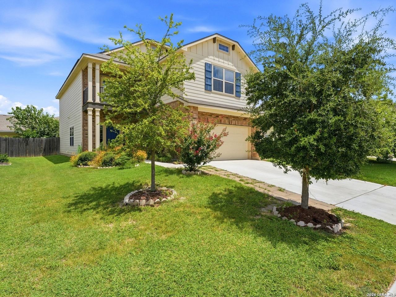 7823 Sunrise Cay - Photo 2 of 11