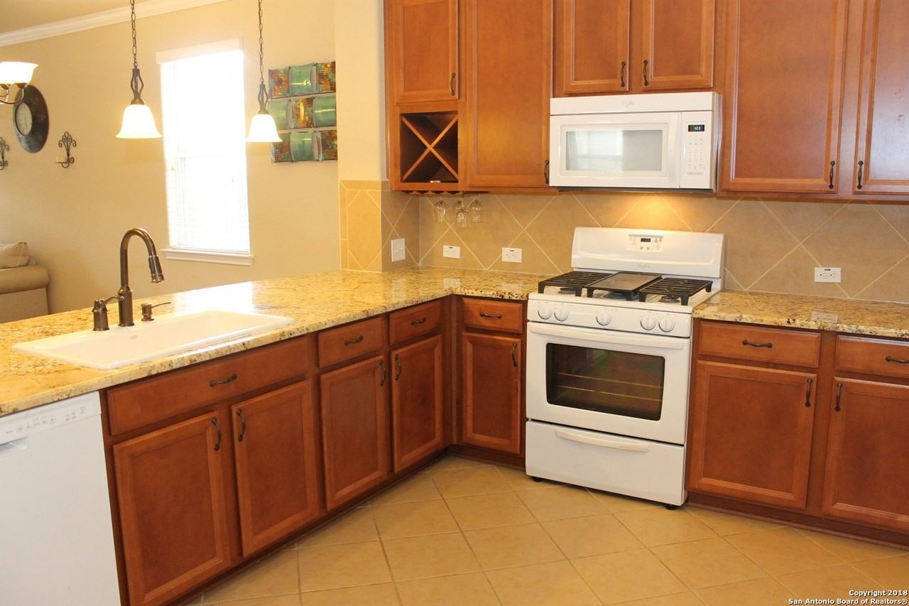 12438 Lincoln Crk - Photo 6 of 25