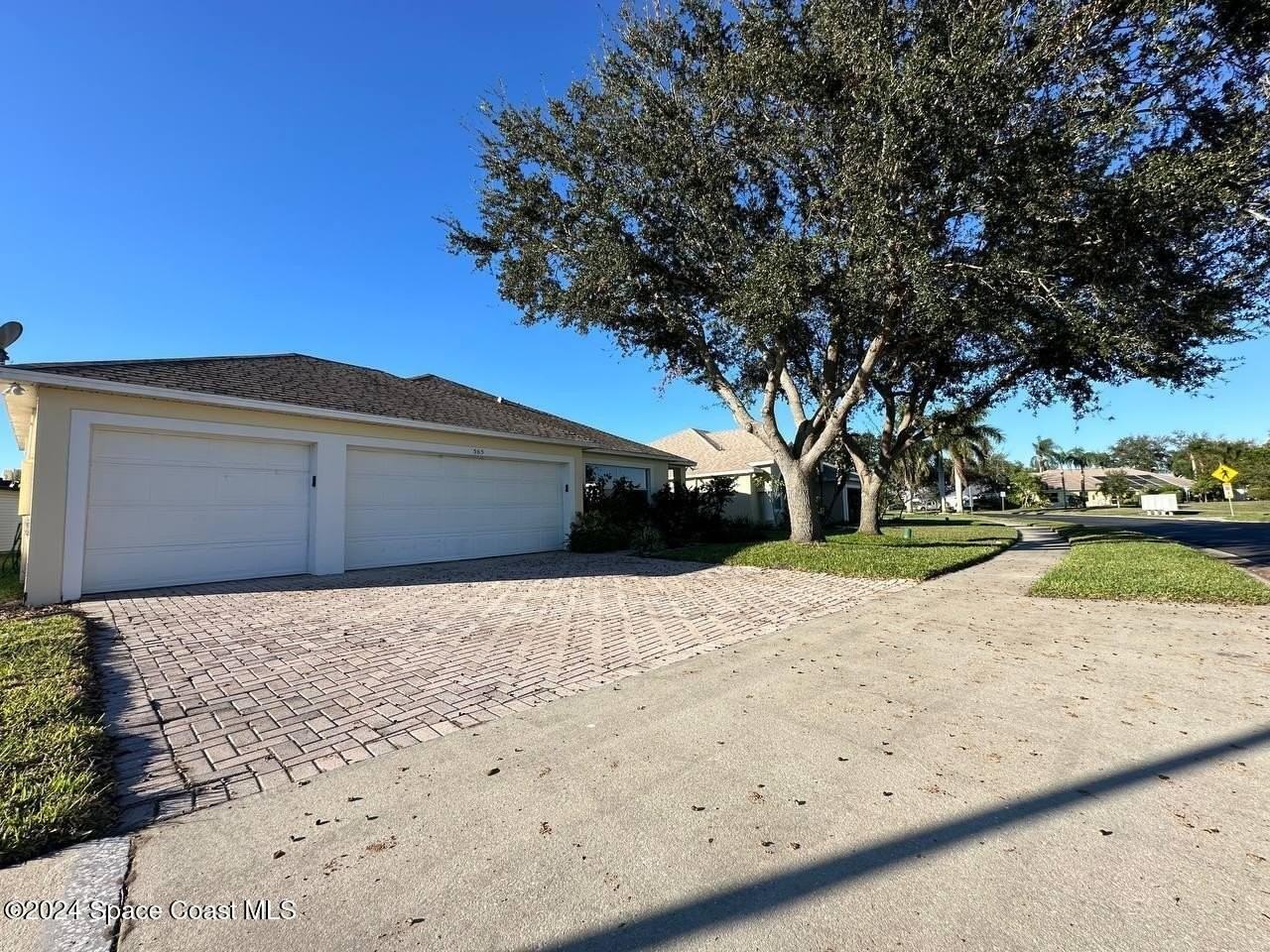 565 Limerick Dr - Photo 7 of 26
