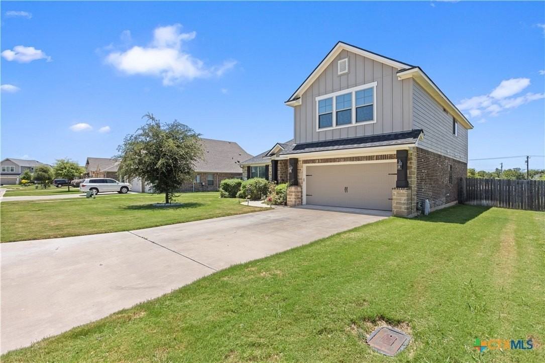 1326 Carnaby Dr - Photo 2 of 30