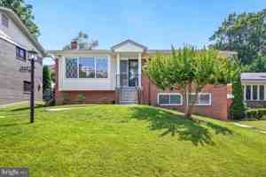 featured image of 1446 Roxanna Rd Nw