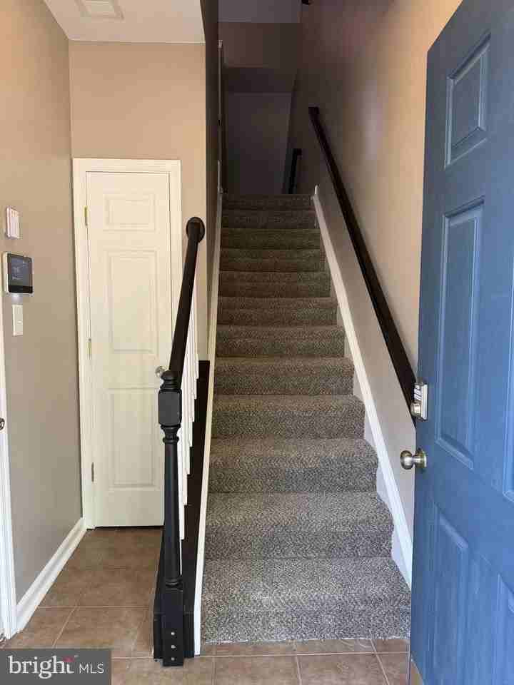 8307 Green Grass Rd - Photo 4 of 28