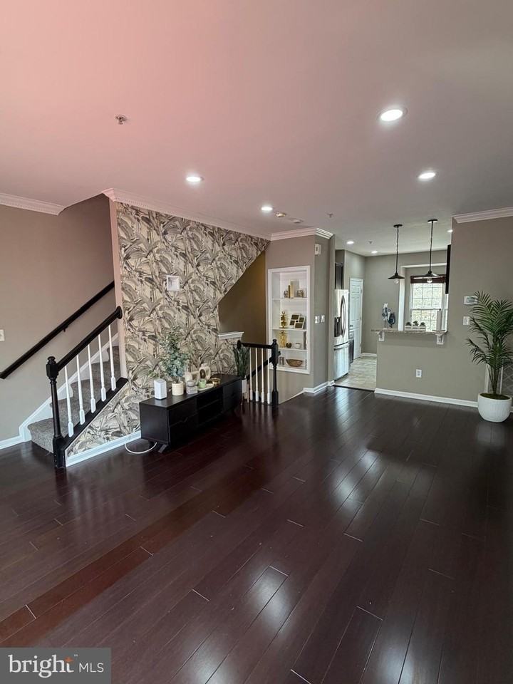 8307 Green Grass Rd - Photo 5 of 28