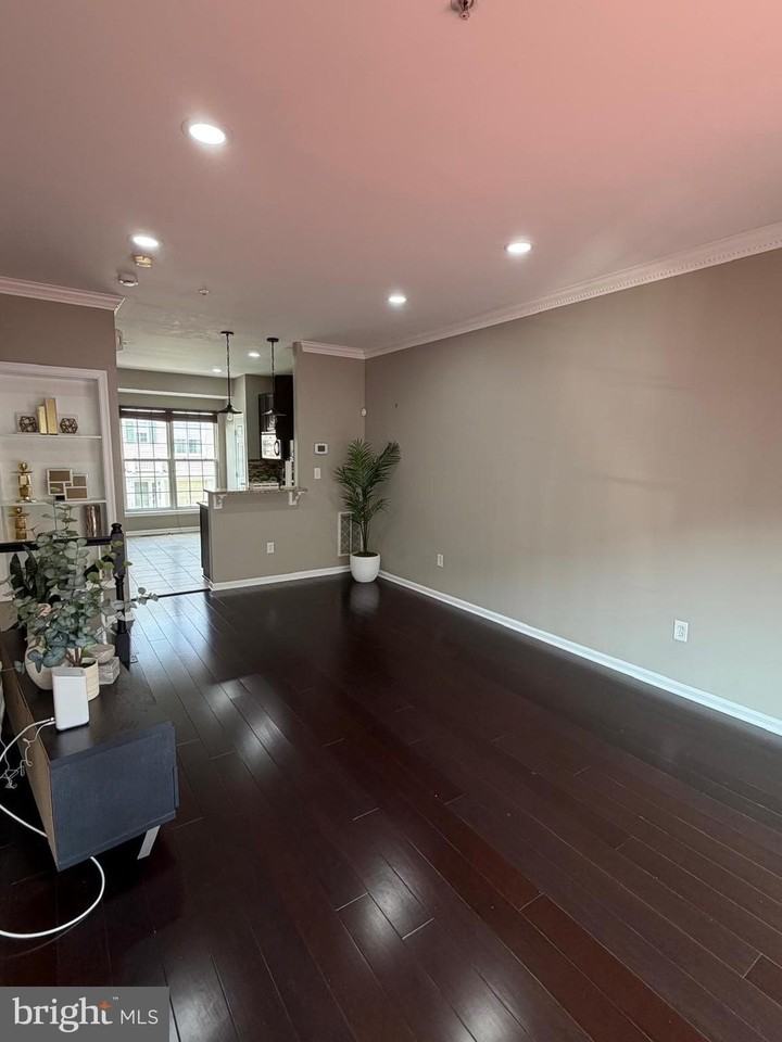 8307 Green Grass Rd - Photo 6 of 28