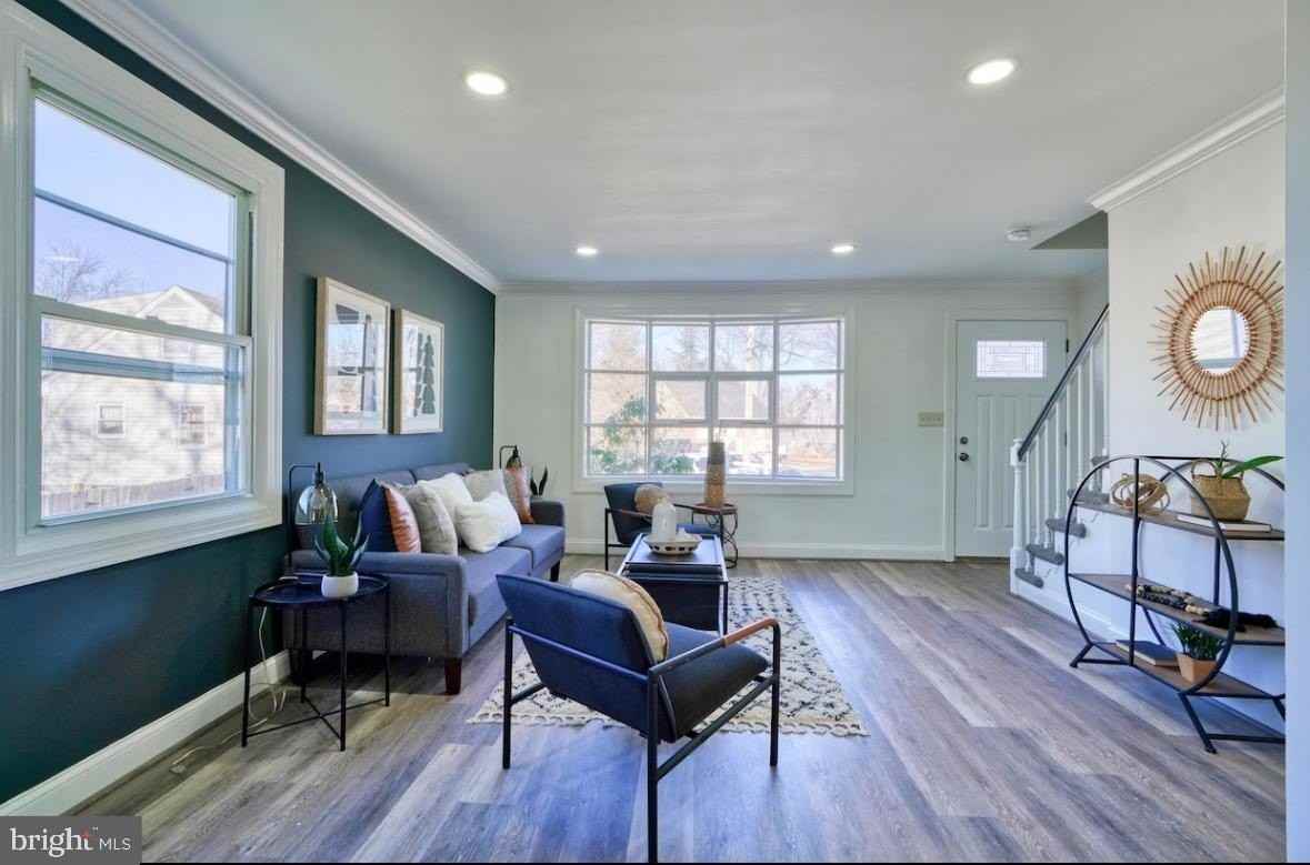 701 Platinum Ave - Photo 5 of 44