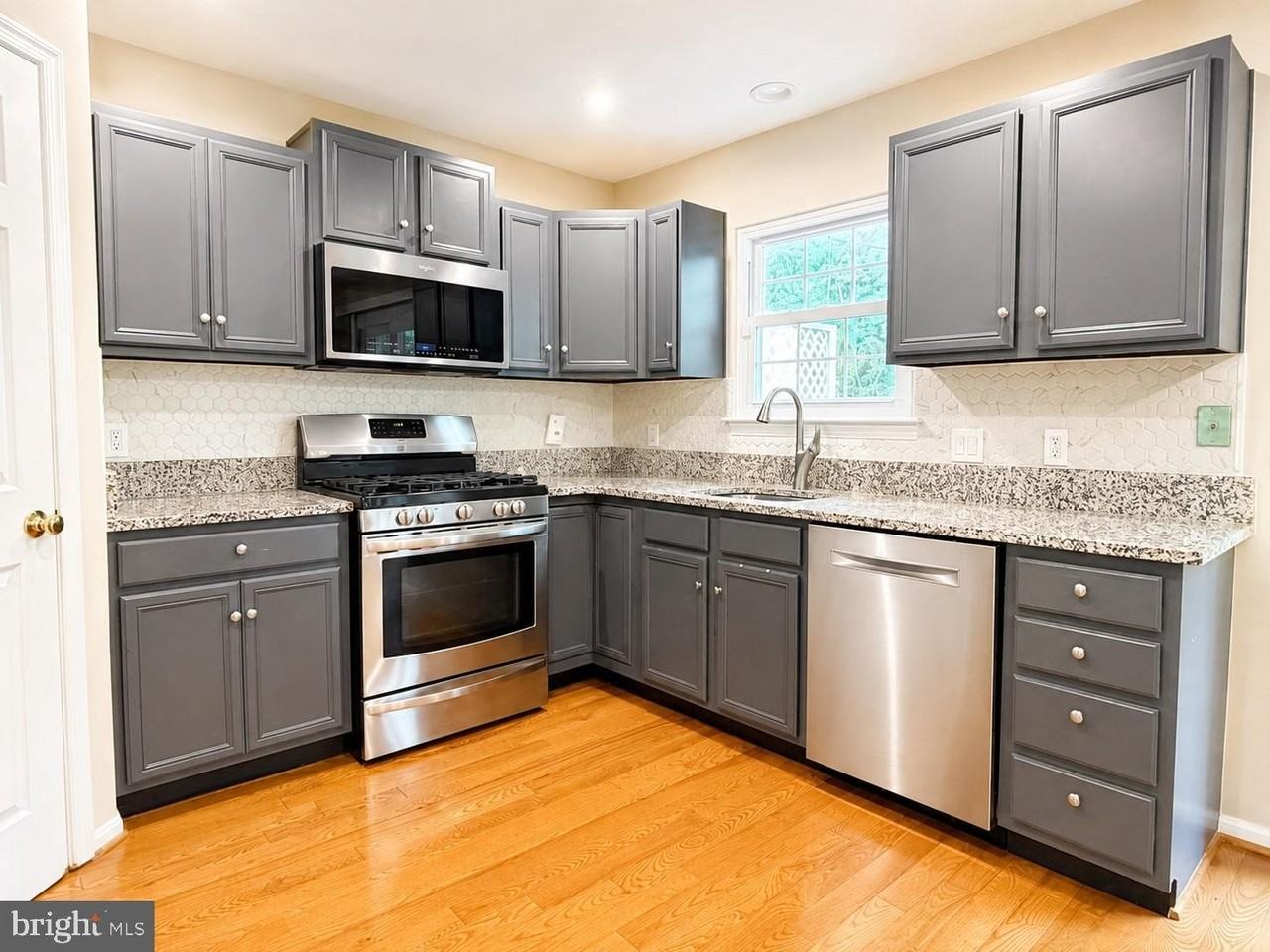 6556 Ridgeborne Dr - Photo 5 of 18