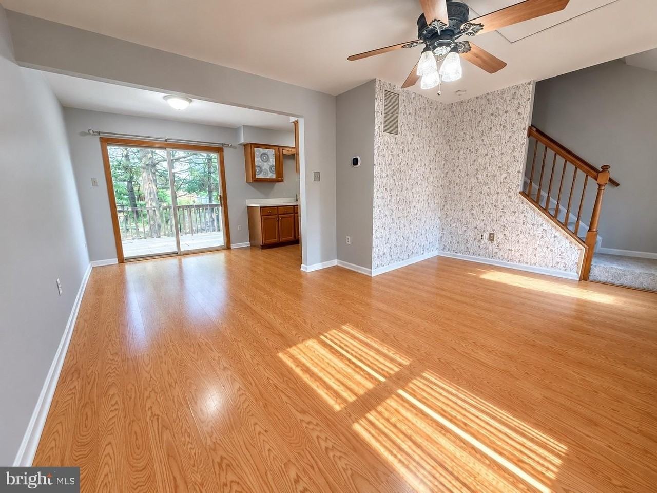 32 Provincial Pkwy - Photo 2 of 21