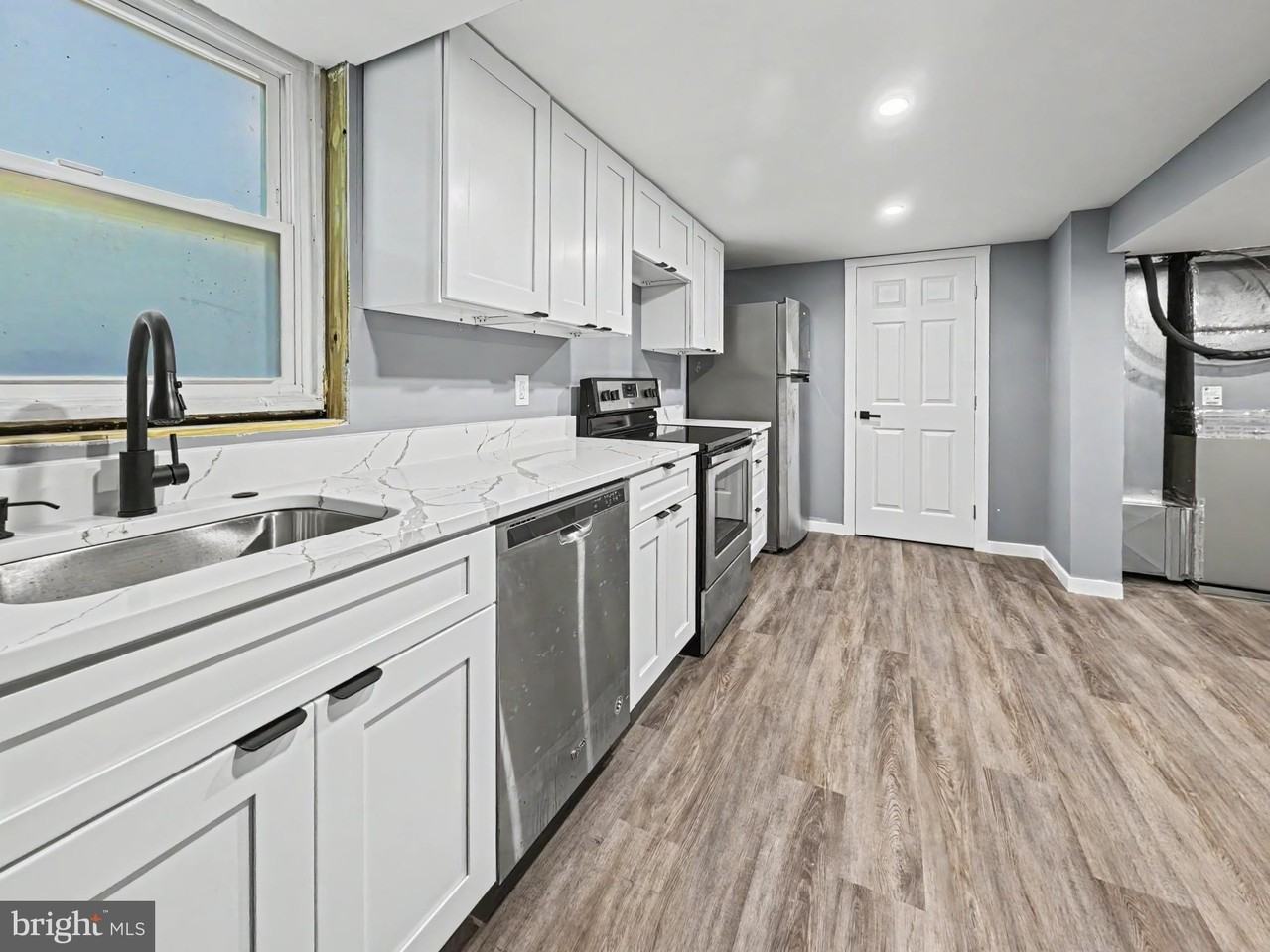 2603 Mary Pl - Photo 2 of 22