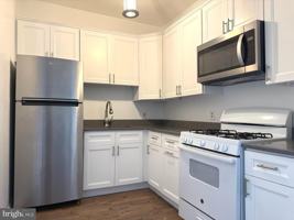 featured image of 2661 Main St #3
