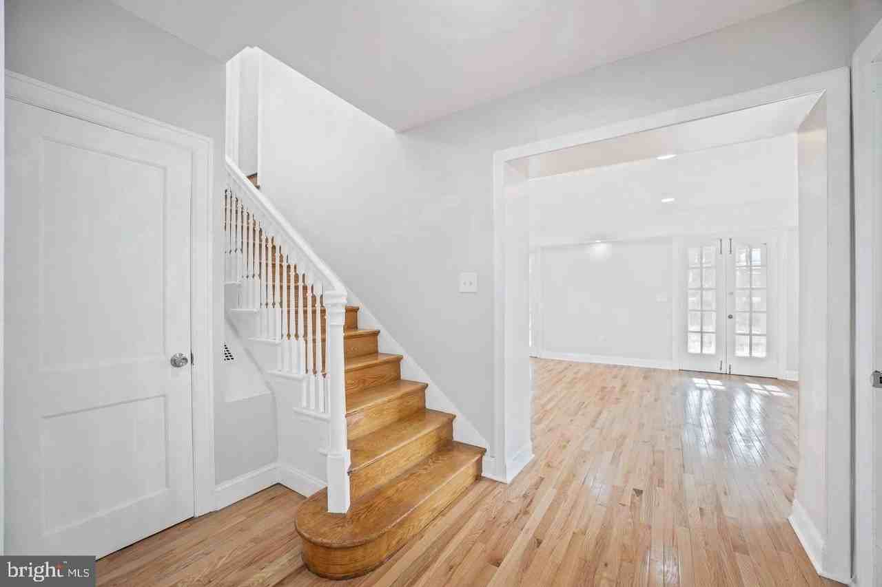 541 Church Rd - Photo 4 of 45