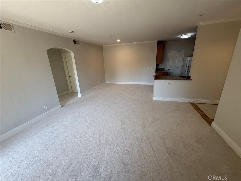 22681 Oakgrove Unit 328 - Photo 7 of 11