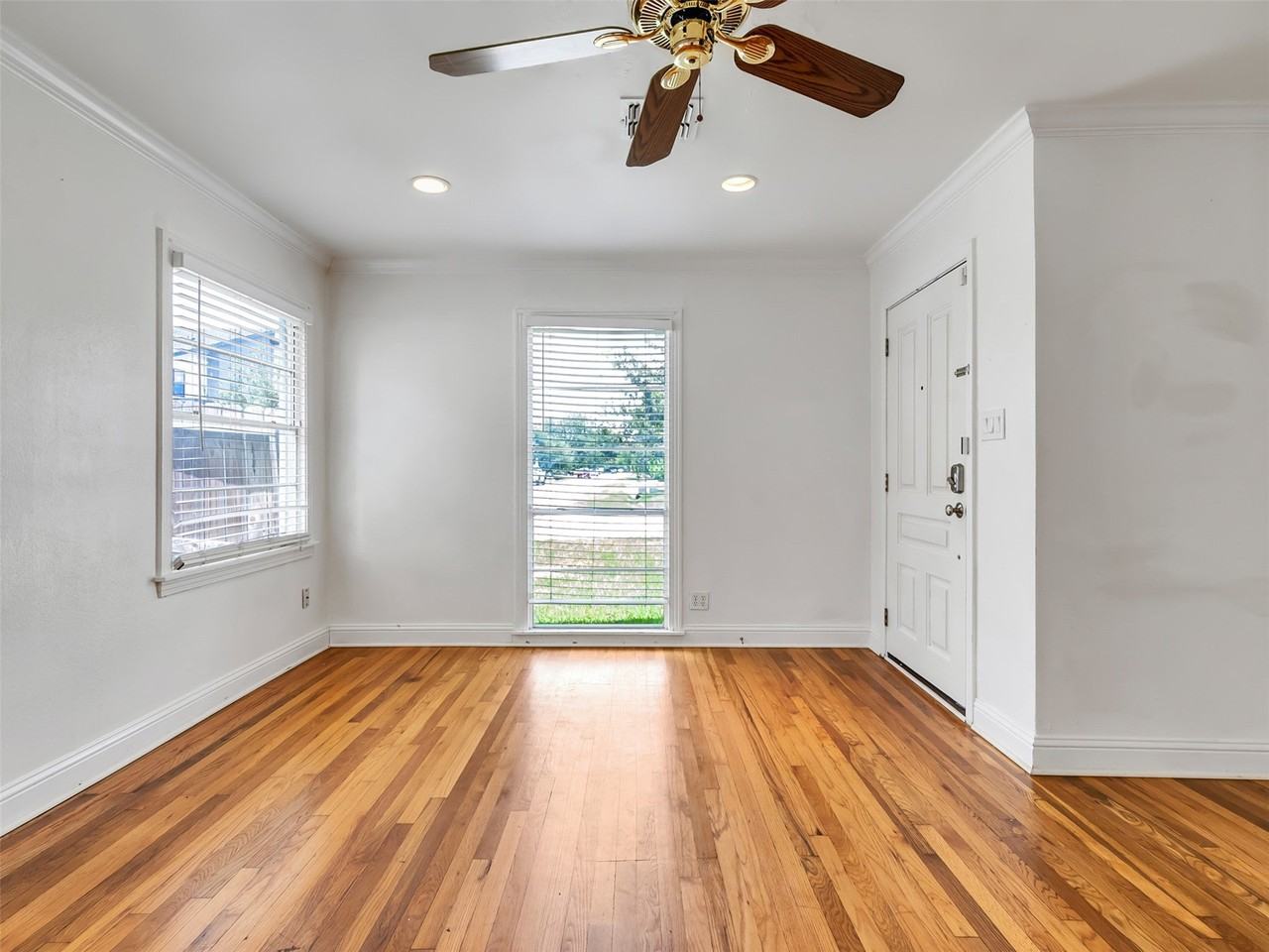 1502 Aldrich St - Photo 3 of 44