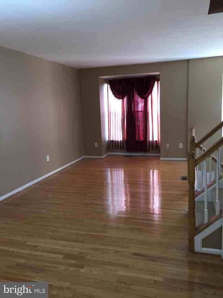 2503 Clover Field Cir - Photo 3 of 12