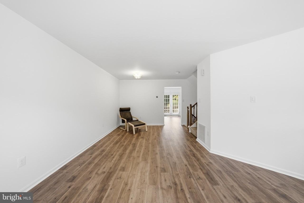 46733 Woodmint Ter - Photo 5 of 35