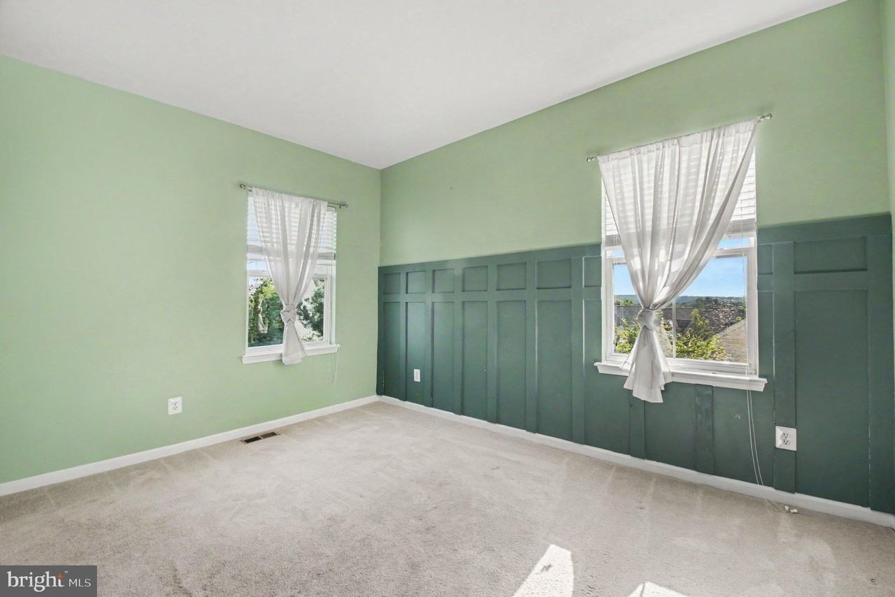 3041 Chinkapin Oak Ln - Photo 3 of 29