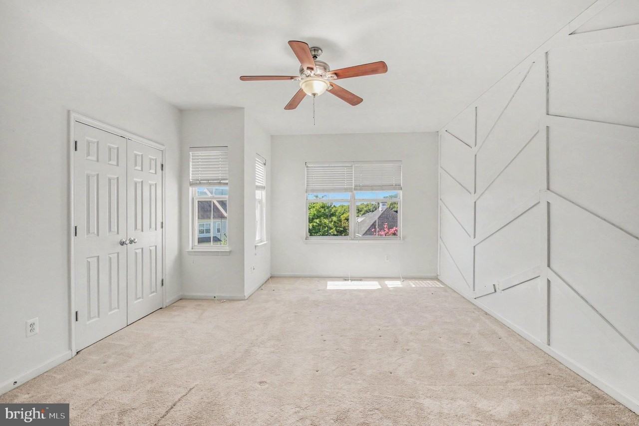 3041 Chinkapin Oak Ln - Photo 5 of 29