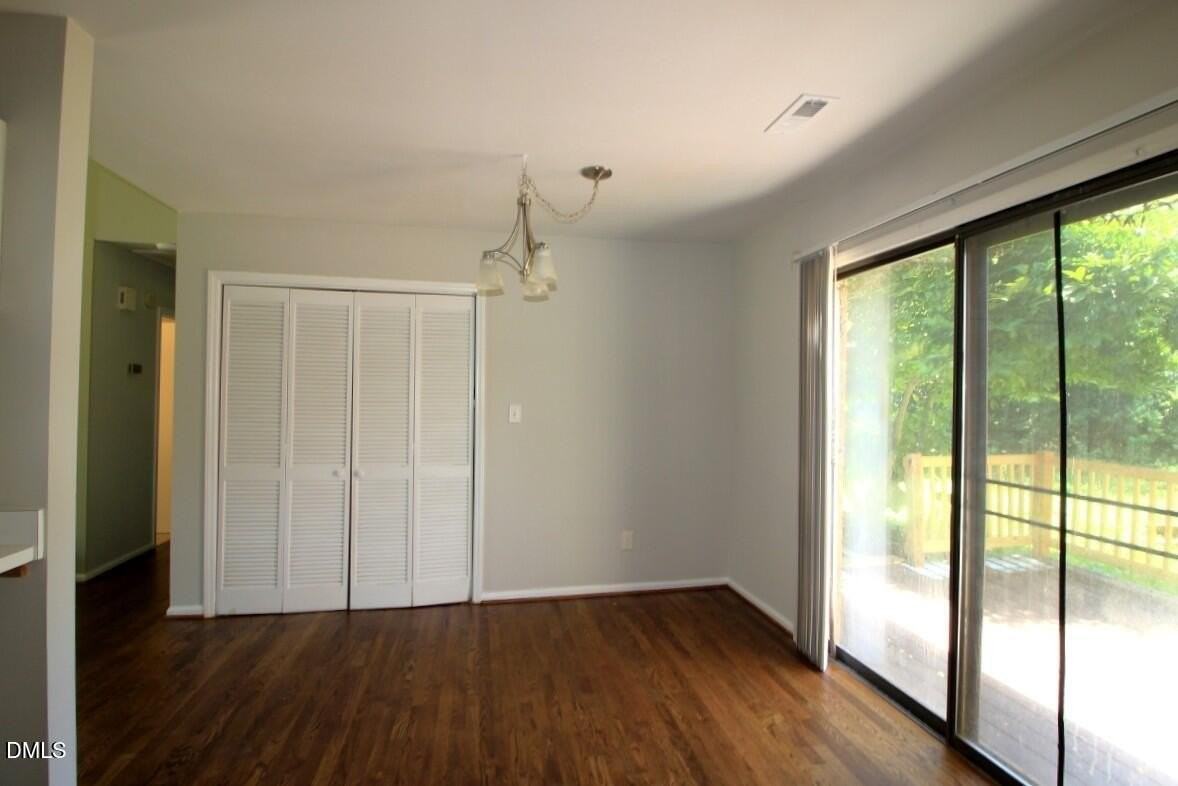 2833 Seclusion Ct #D - Photo 5 of 12