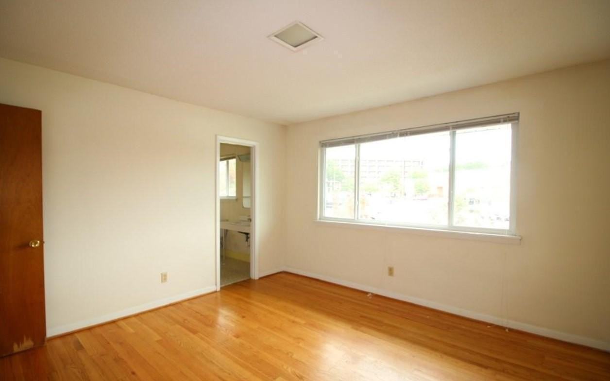 2333 Champion Ct - Photo 6 of 7