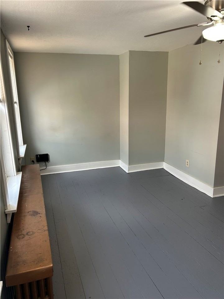 513 Edmond St #2 - Photo 5 of 13