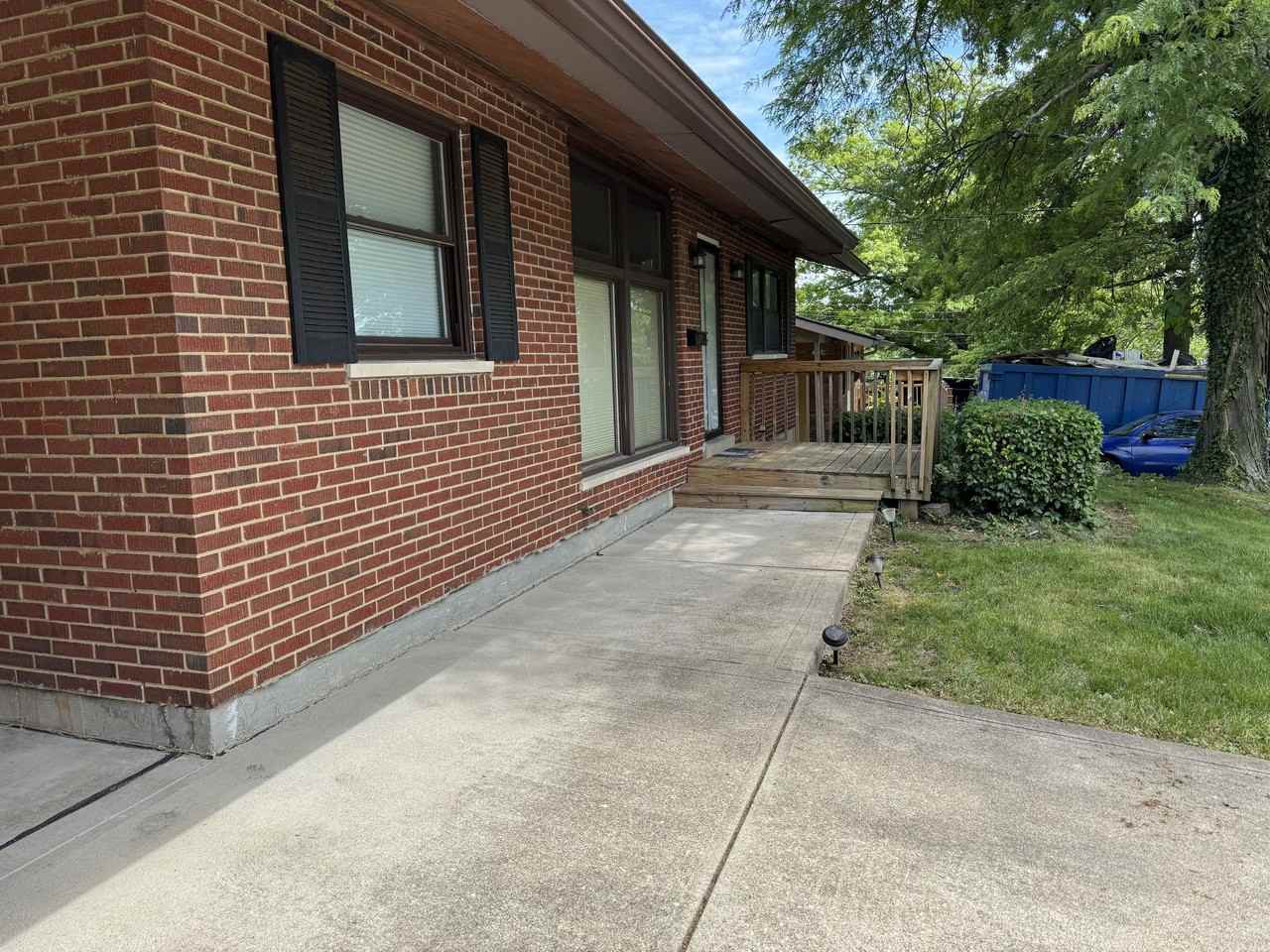 716 Cranford Dr #1 - Photo 3 of 42