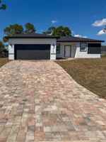 featured image of 4700 Sunbeam St