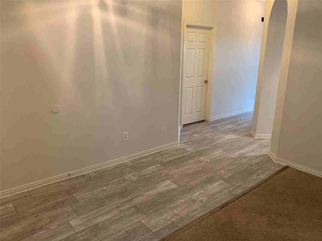11711 Corsicana Dr - Photo 3 of 26