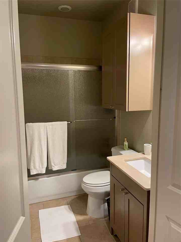 2800 Sandage Ave #305 - Photo 7 of 10