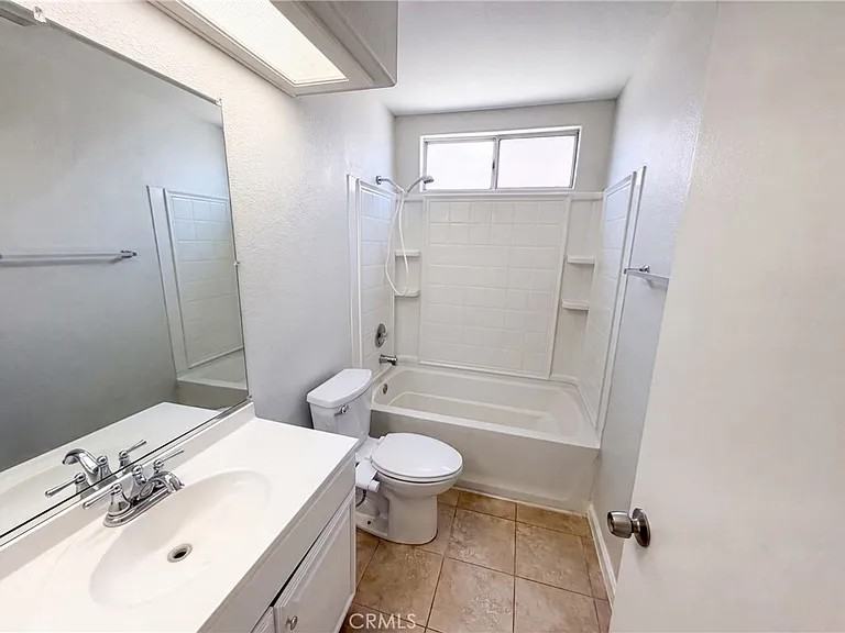 2758 Alne Drive - Photo 5 of 8