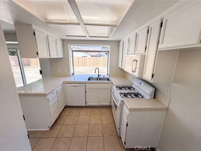 2758 Alne Drive - Photo 3 of 8