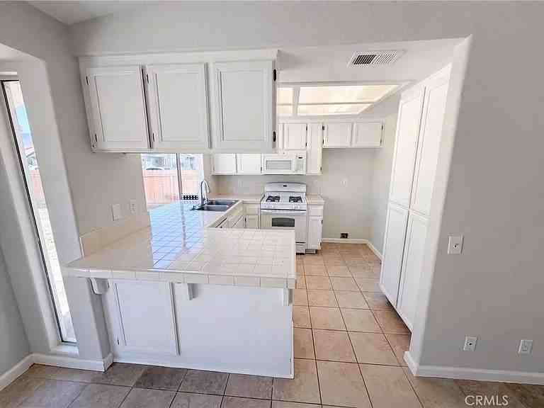 2758 Alne Drive - Photo 6 of 8