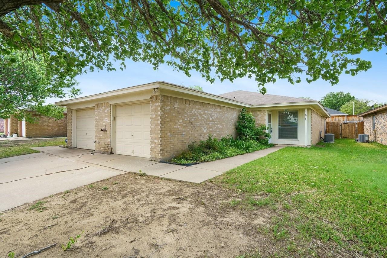 3628 Hulen Park Cir