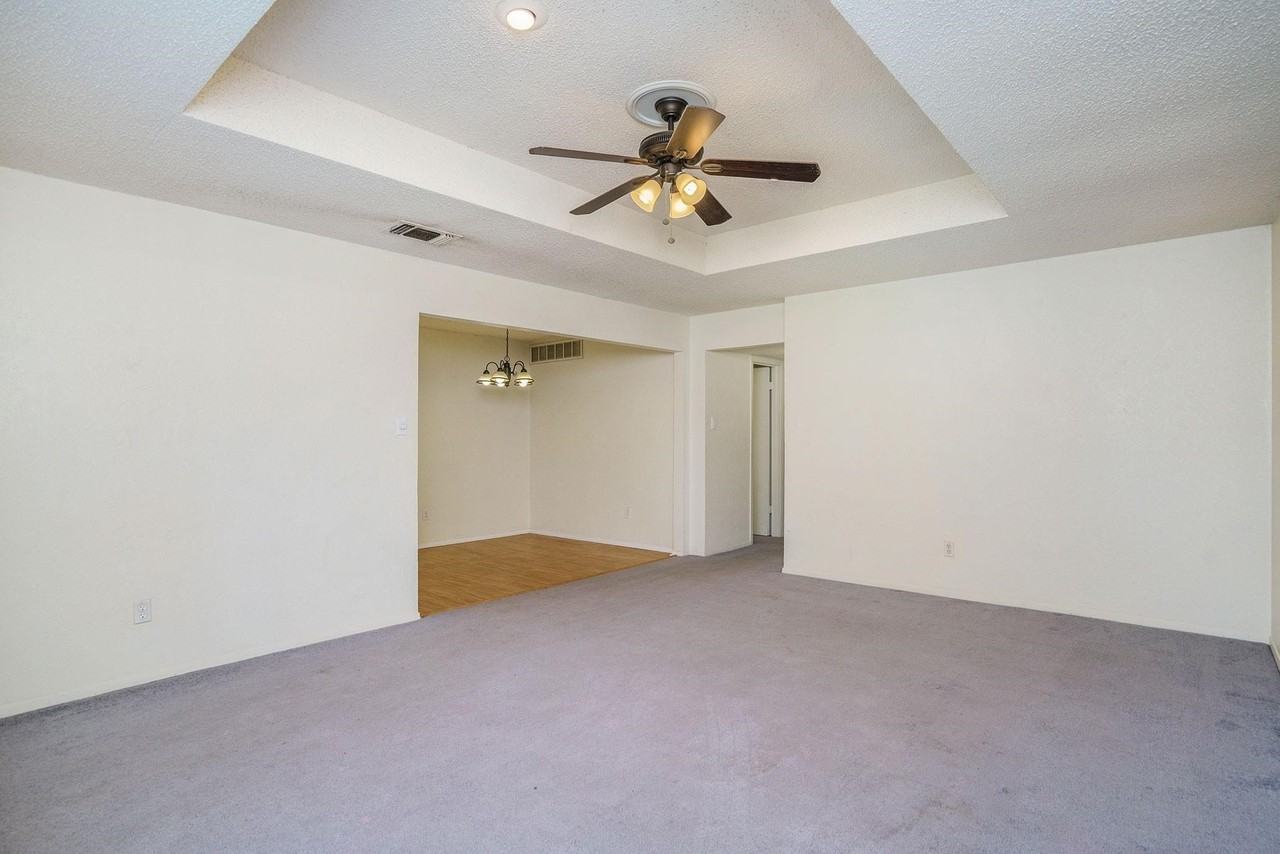 3628 Hulen Park Cir - Photo 4 of 25