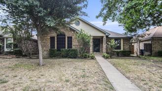 6908 Bentley Ave - Photo 1 of 1