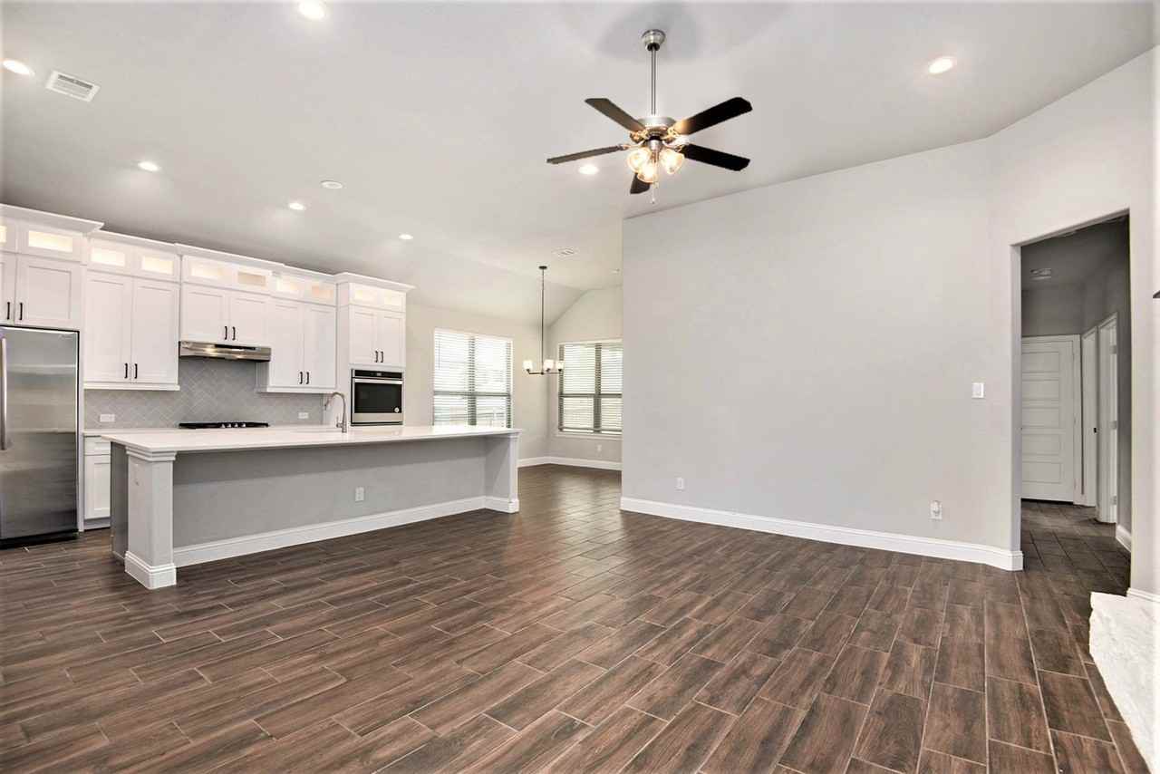 6944 Talon Bluff Dr - Photo 5 of 24