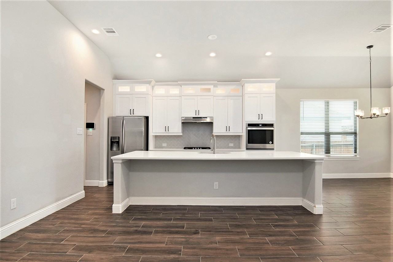 6944 Talon Bluff Dr - Photo 6 of 24