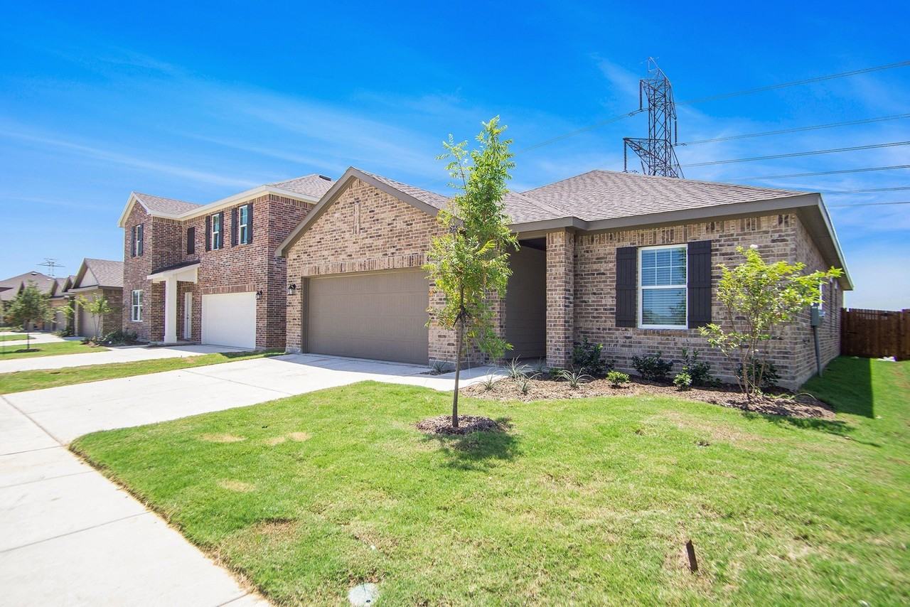 5541 Ladytown Ln - Photo 3 of 25