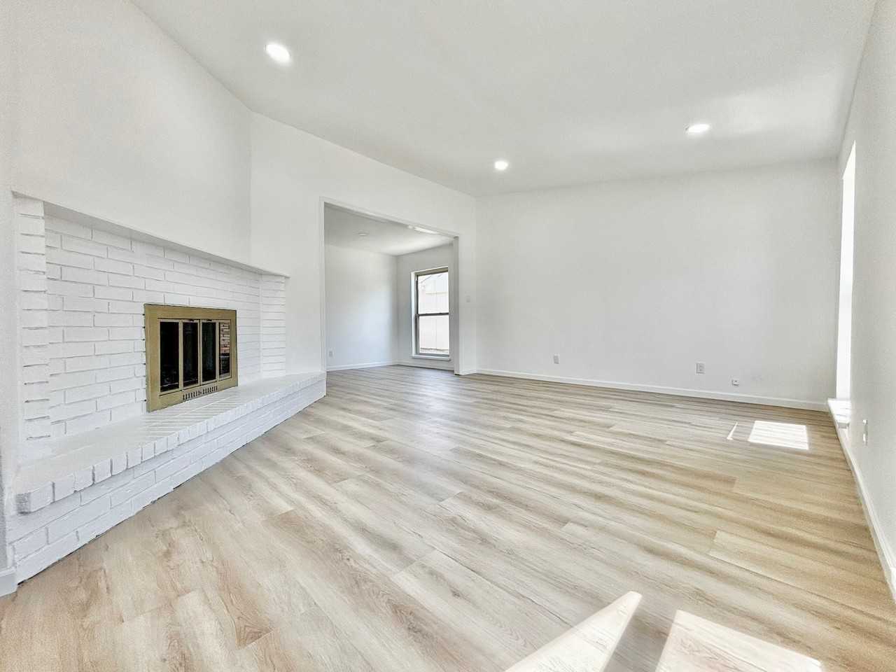 8813 Westfield Dr - Photo 3 of 23