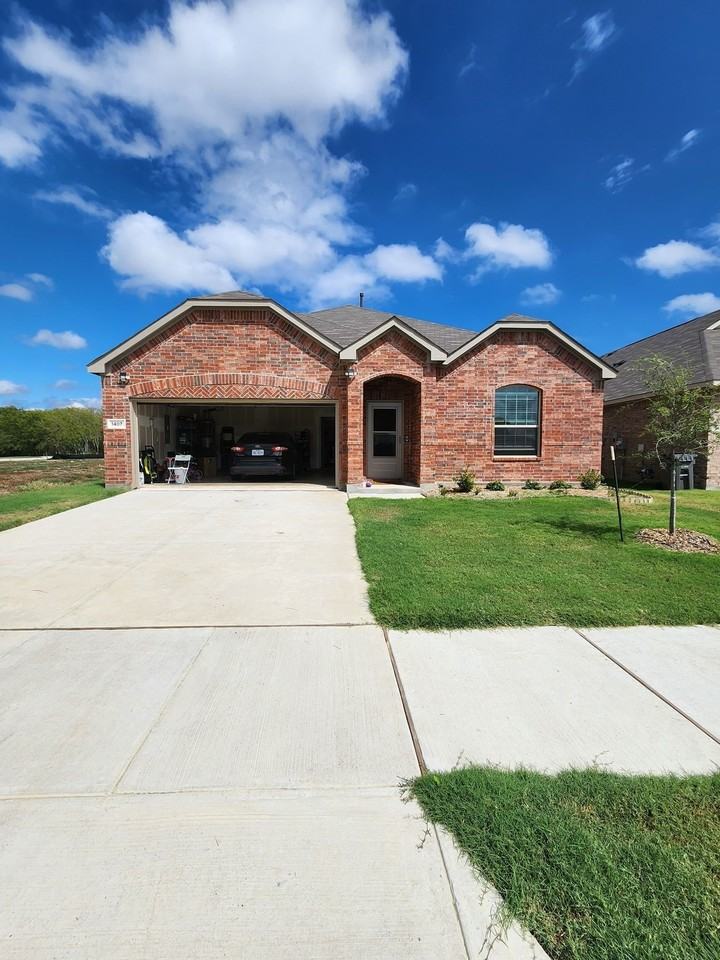1407 Tupelo Trl - Photo 2 of 23