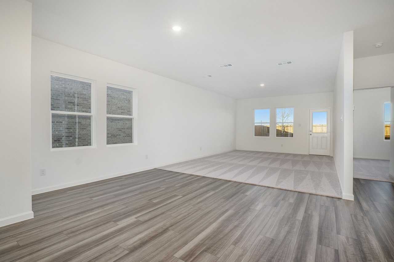 402 Valley View Dr #402 - Photo 7 of 25