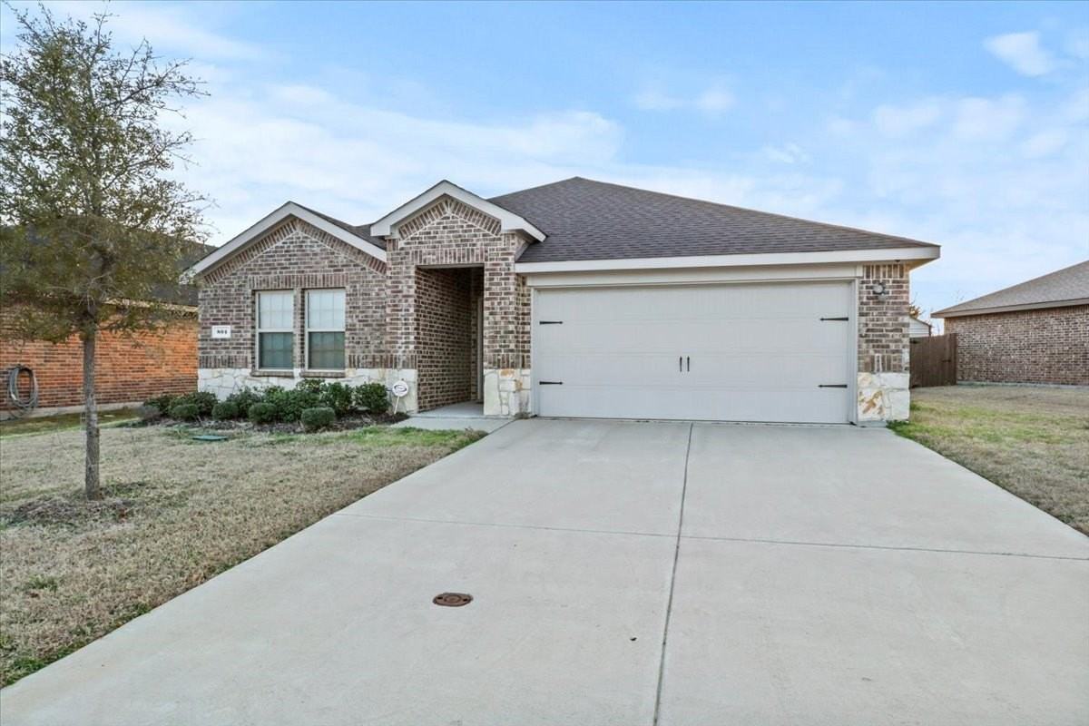 804 Roland Dr - Photo 2 of 27