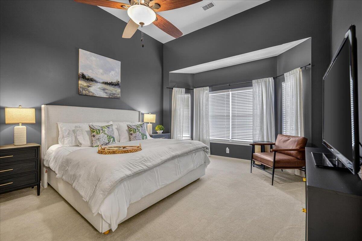 101 Chancellors Dr #1 - Photo 7 of 10