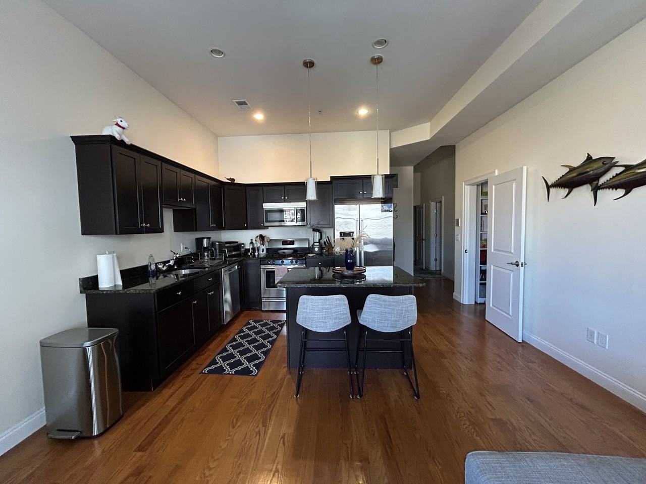 282 Maverick St #3 - Photo 6 of 19
