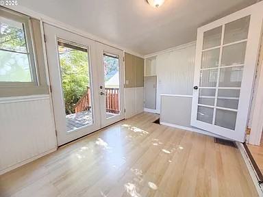 3214 Southeast 9th Avenue - Photo 6 of 8
